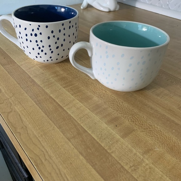 Smell The Roses Mugs Set of Two - Picture 4 of 6